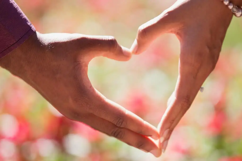Online Dating Apps Are Actually Kind of a Disaster - Match Frauds