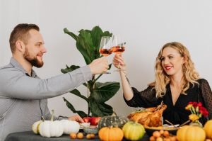Online Dating Apps Are Actually Kind of a Disaster