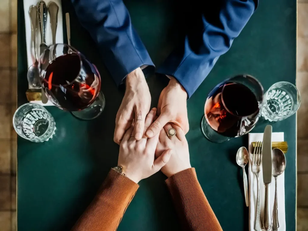 The power of non-verbal communication in dating